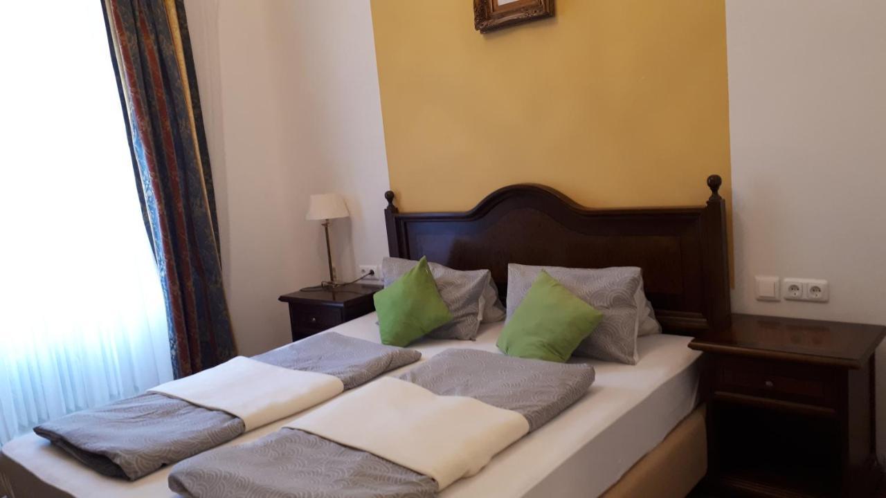 Gasthof-Pension Schwarzer Baer Waidhofen an der Ybbs Zewnętrze zdjęcie